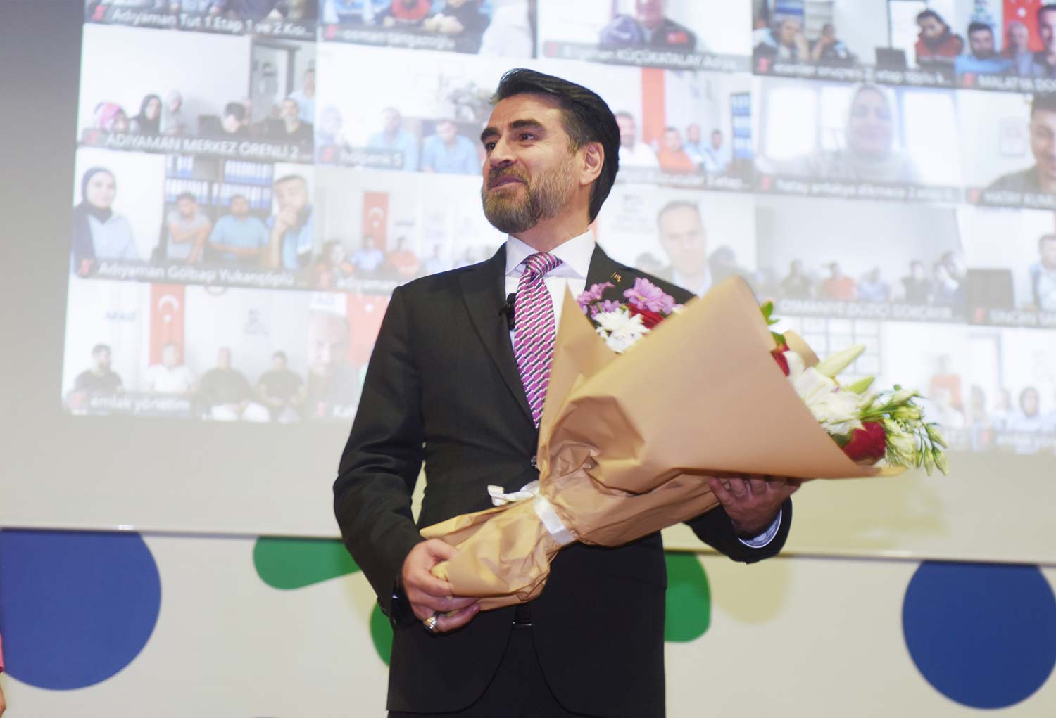 Emlak Yönetim’de bayram sevinci