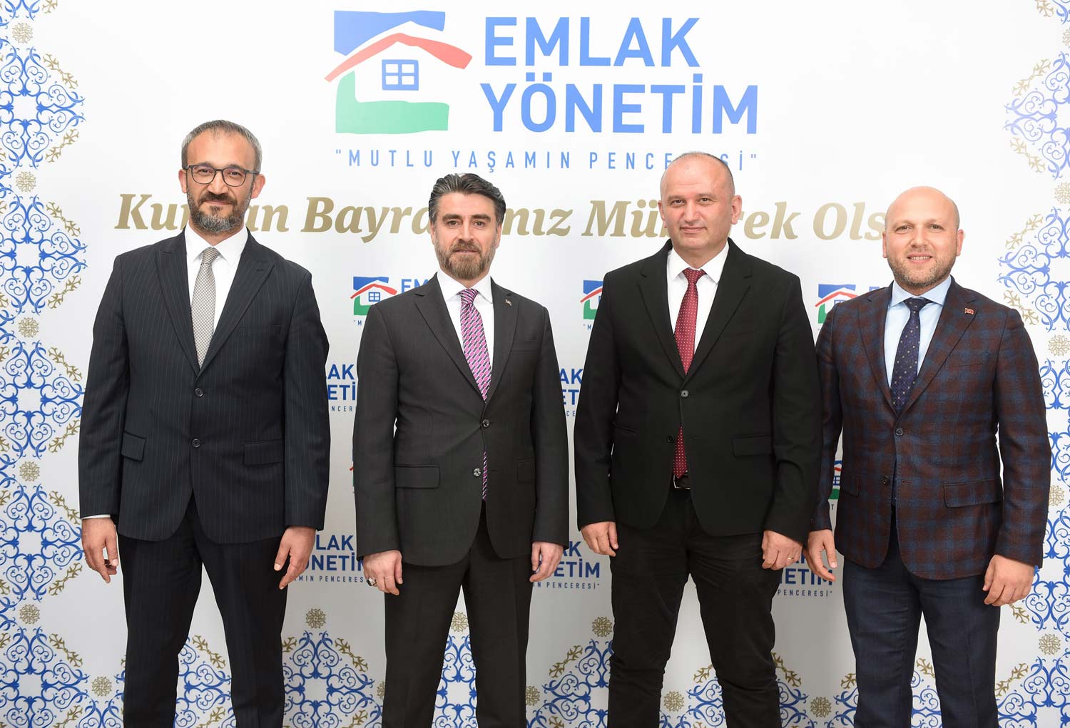 Emlak Yönetim’de bayram sevinci